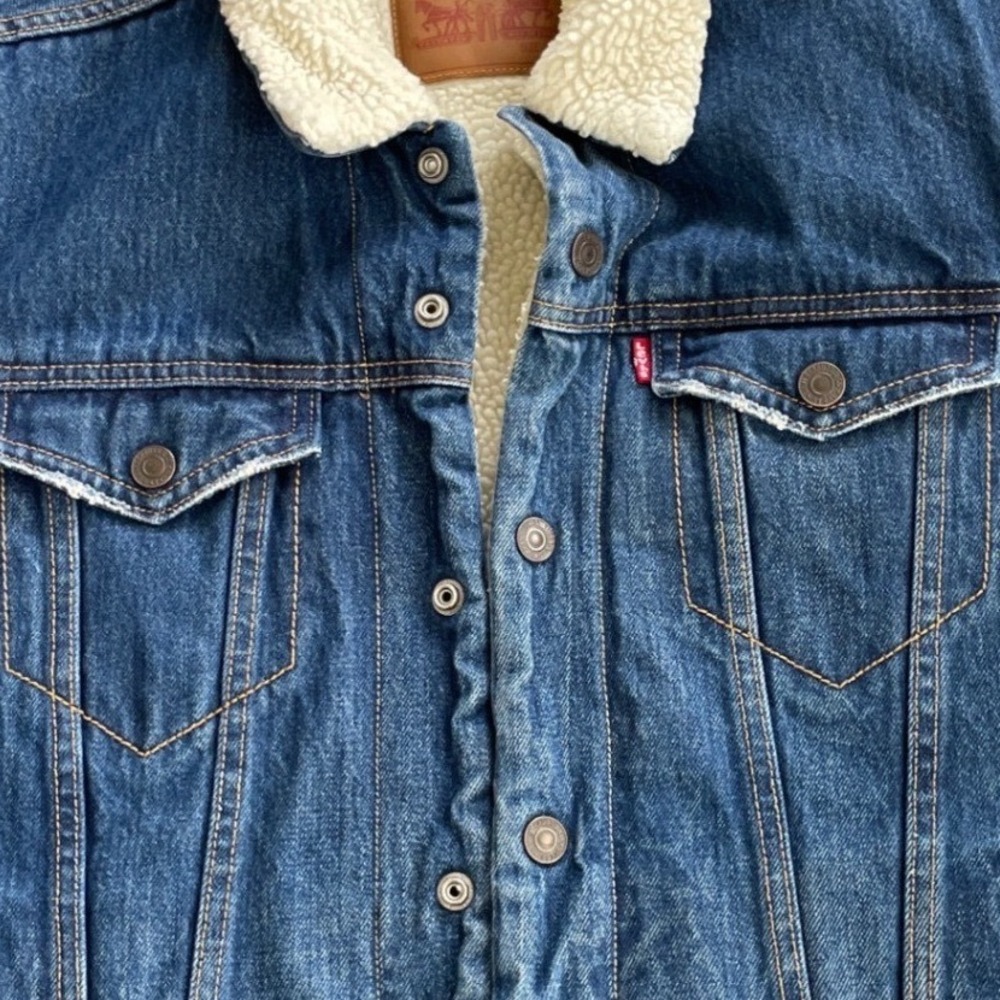 Levis Mens Sherpa Lined Denim Trucker Jacket Medium Wash Blue Size M 16365-0044 - Picture 4 of 12